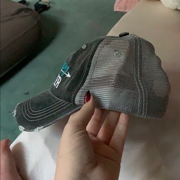 Hat - Picture 3 of 3